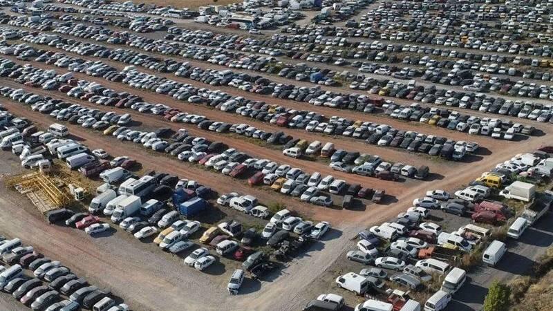 Yediemin otoparklarında çekici ücretleri, 400 lira oldu