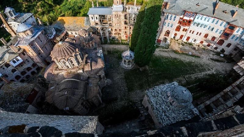 Kadınlara ve dişi hayvanlara yasak bölge; Athos Dağı'nın ilginç hikâyesi