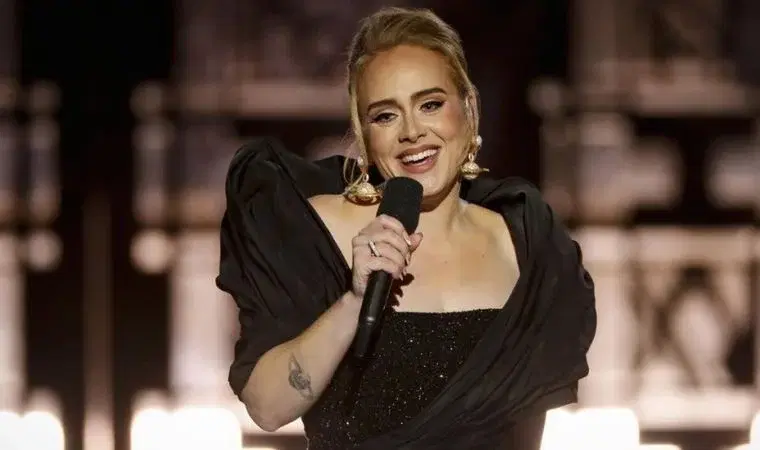 Adele, müziğe ara vereceğini açıkladı 