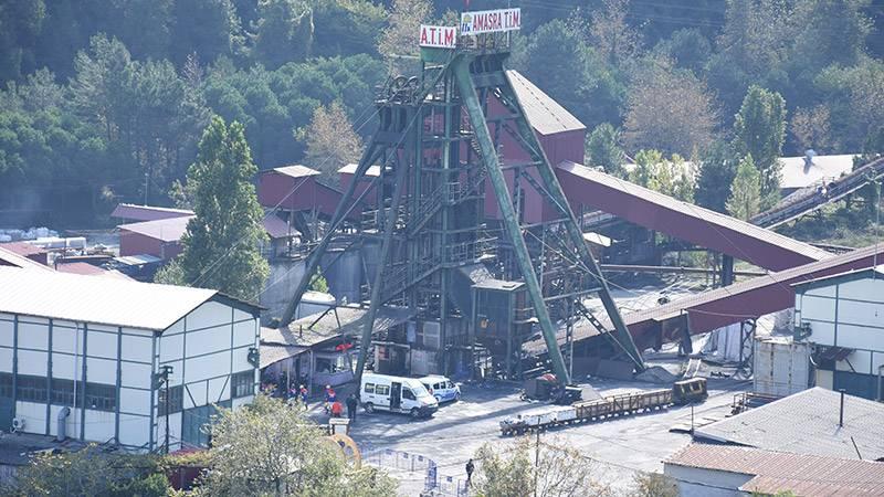 41 işçinin yaşamını yitirdiği Amasra'daki madende yangının devam etmesi nedeniyle üçüncü baraj yapılıyor