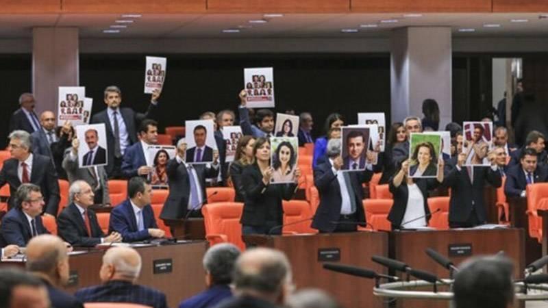 AİHM’den aralarında Figen Yüksekdağ’ın da bulunduğu tutuklu 13 HDP’li milletvekili ile ilgili ‘hak ihlali’ kararı 