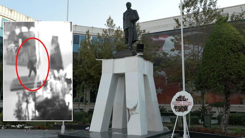 Antalya'da Atatürk anıtına balyozlu saldırı!