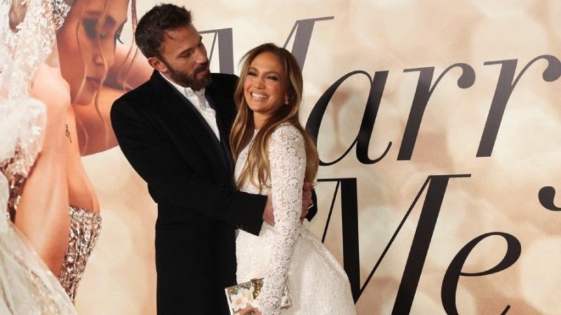 Jennifer Lopez, sosyal medyadaki paylaşımlarını sildi