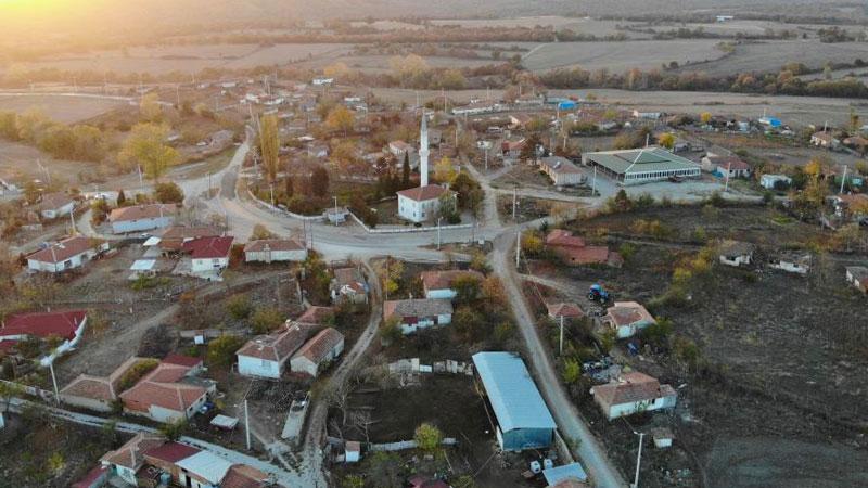 Türkiye'nin dört bir yanından bu köye akın ettiler, boş ev kalmadı