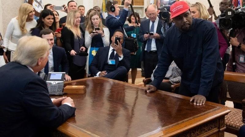 Donald Trump'tan kendisini ziyaret eden Kanye West'e: Sıkıntılı bir adam