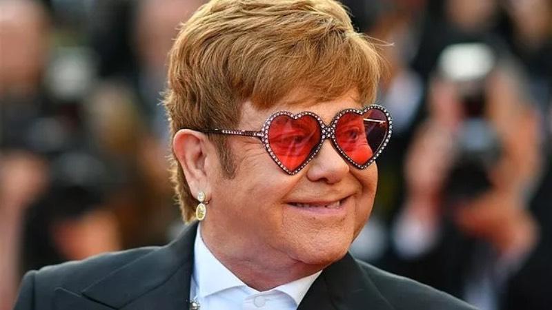 Elton John, ülkesindeki son konserini Glastonbury'de verecek