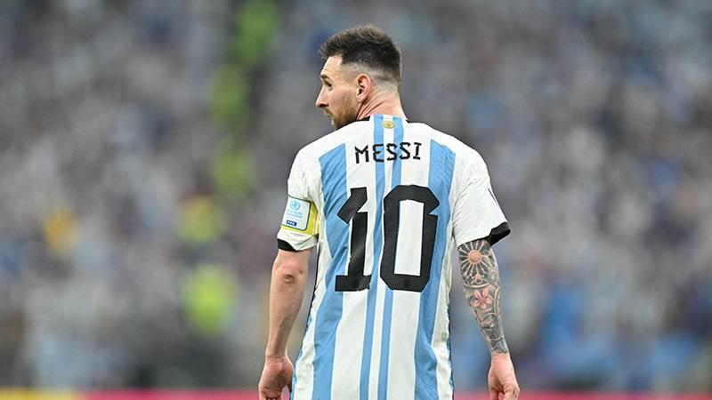 Efsane isimler 2022 FIFA Dünya Kupası'nda Lionel Messi'yi işaret etti