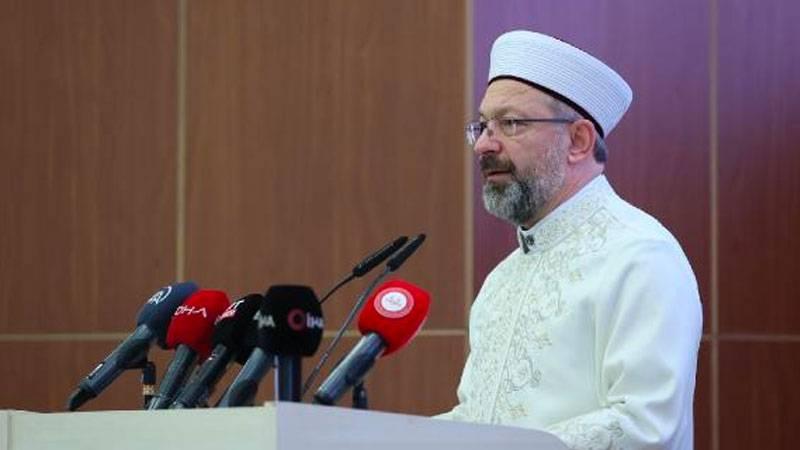 Diyanet İşleri Başkanı: Gençlerimizi tehdit eden olumsuzluklarla karşı karşıyayız