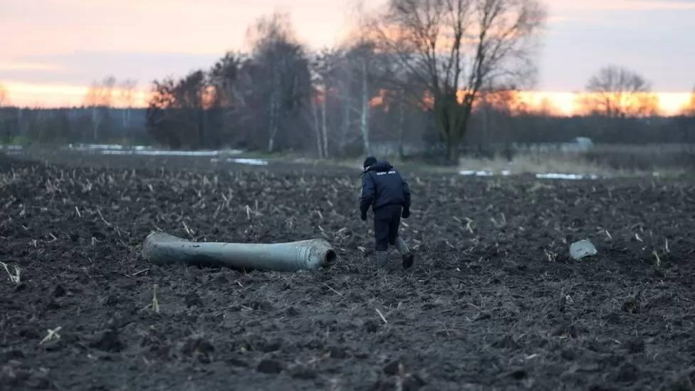 Belarus, toprakları üzerinde Ukrayna'ya ait hava savunma füzesi düşürdüğünü duyurdu