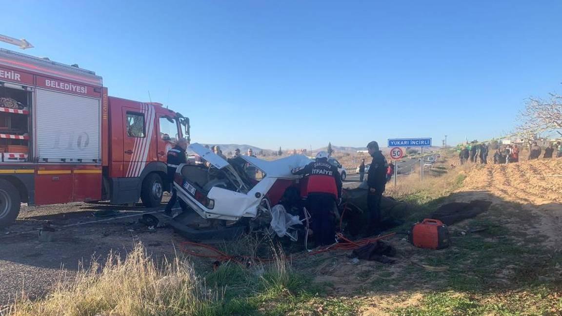 Şanlıurfa'da düğün yolundaki kazada aynı aileden 3 kişi hayatını kaybetti