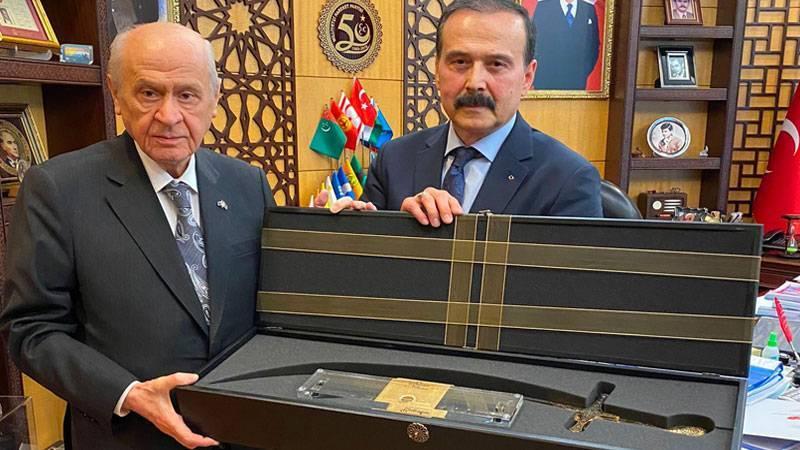 Bahçeli'nin, "kahramanım" dediği Kürşad Yılmaz: Sinan Ateş FETÖ'cüyse, onu öldürme kararını veren de o derece FETÖ'cüdür; tezgâh altında yapılan bir oyun bu