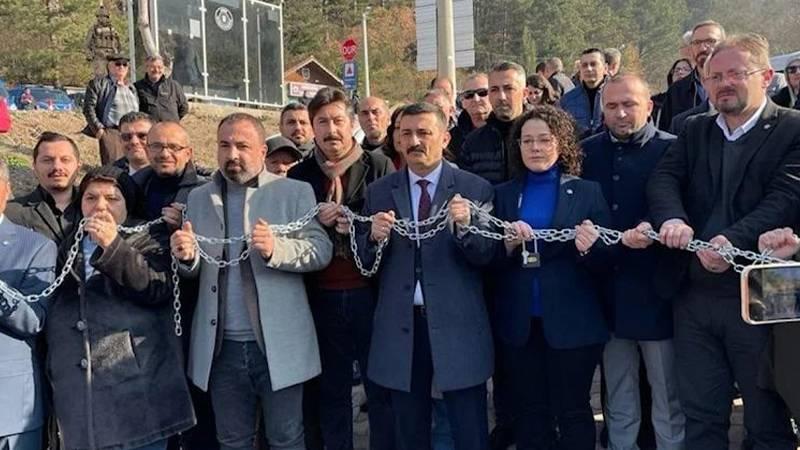 İyi Parti'nin 'Uludağ  Alan Başkanlığı' protestosuna valilik engeli: "Rant zincirine geçit vermeyeceğiz!"