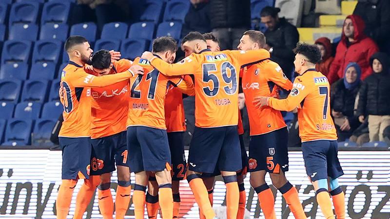 Başakşehir 2-1 Adana Demirspor (Maç sonucu)