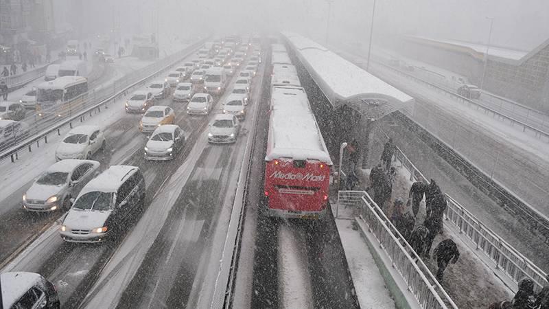 İstanbul için şiddetli kar uyarısı