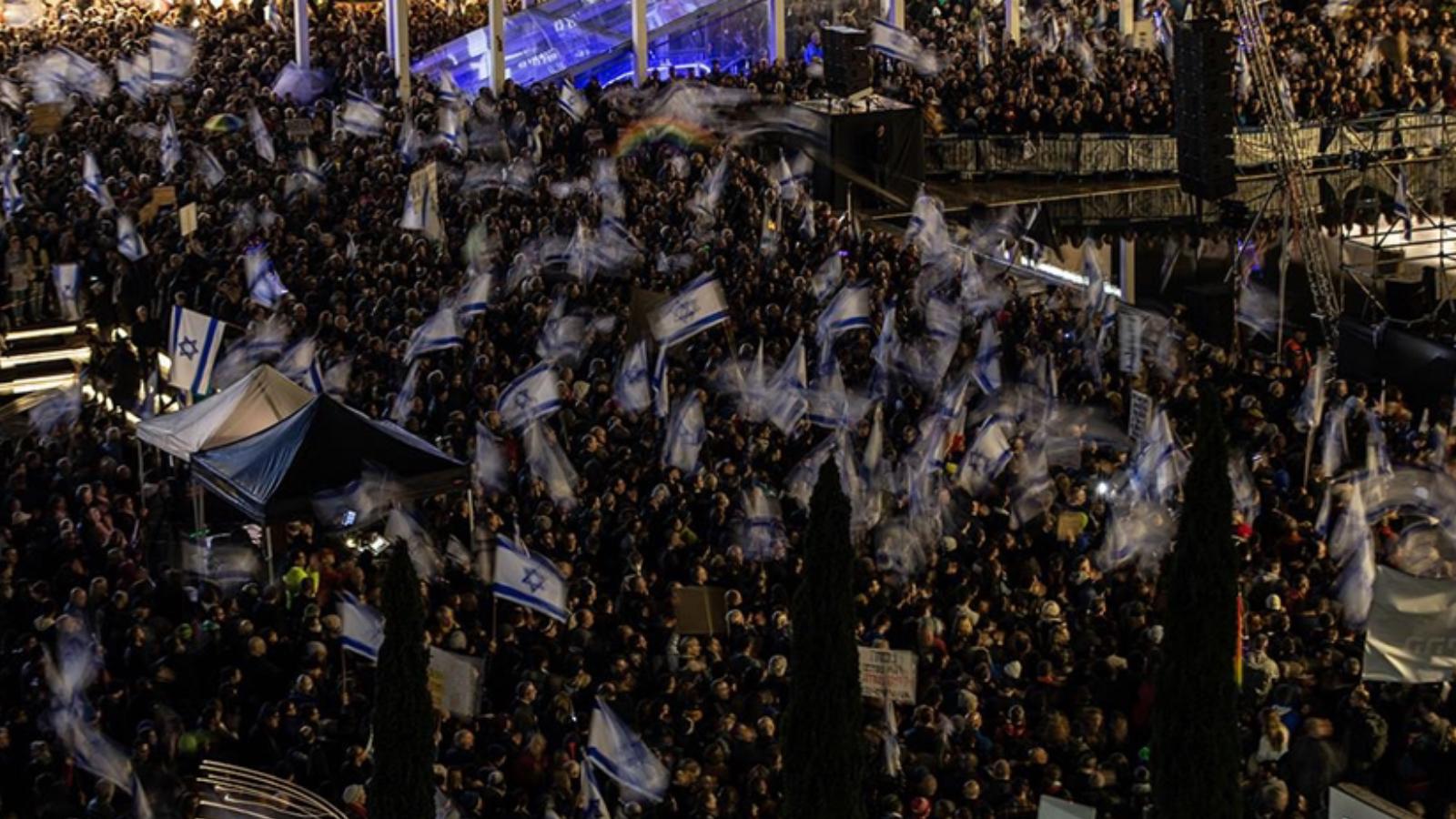 İsrail'de Netanyahu hükümetinin yargı düzenlemesine karşı kitlesel protesto