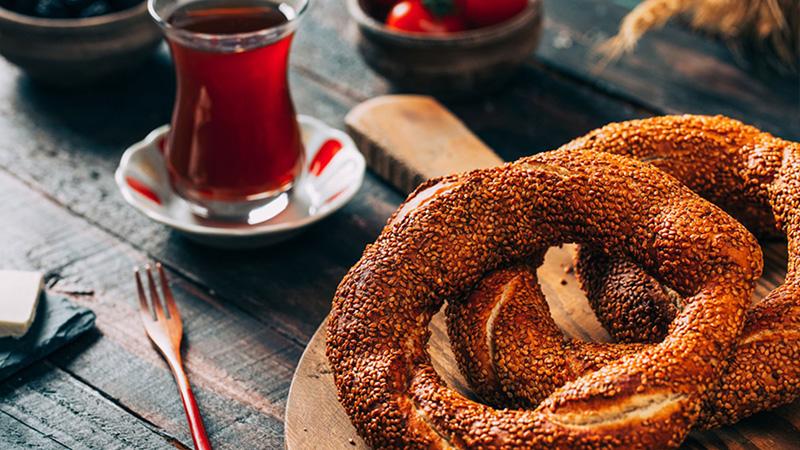 İstanbul'da simit fiyatı karmaşası: Beklenen zam öncesi bazı yerlerde 7,5 liraya çıktı