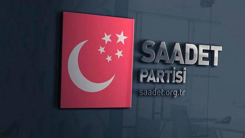 Yeni Şafak yazarı Çelik: Saadet Partisi sessiz sedasız bir kez daha bölündü