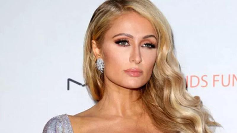 Paris Hilton anne oldu