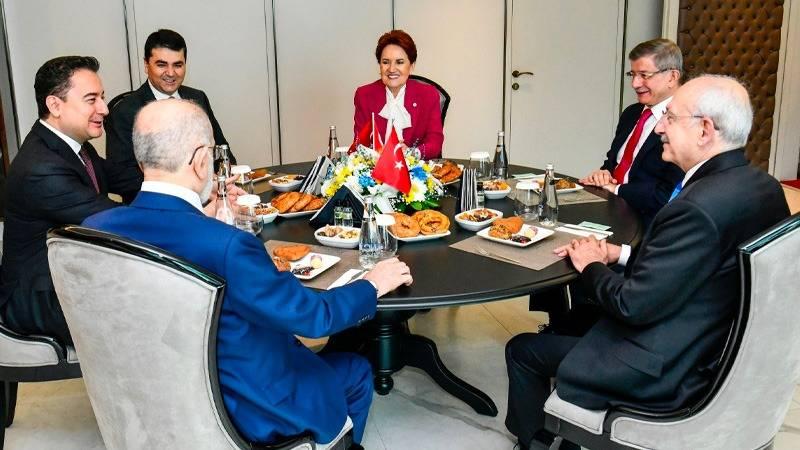 HaberTürk yazarı Par: Akşener, aday belirleme sürecinde halkın görüşünün sorulmasının bir kriter olmasını masaya getirmiş