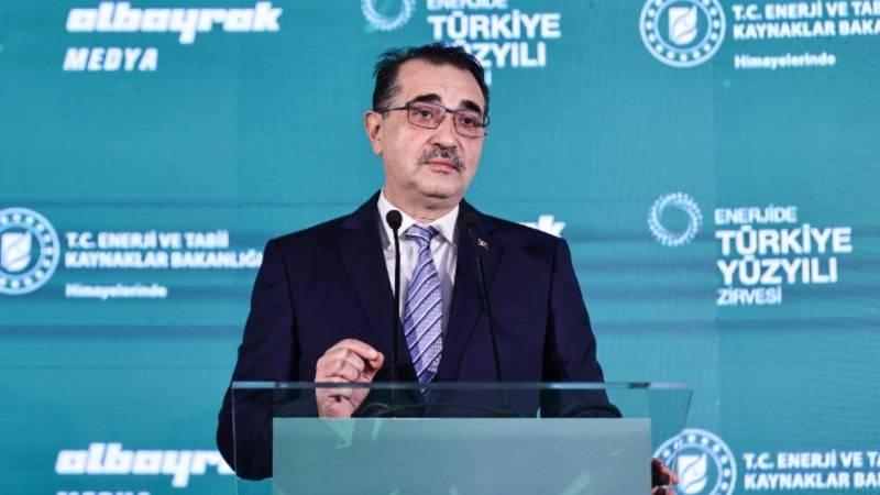 Bakan Dönmez: Elektrik fiyatlarındaki düşüş devam ederse mart ayı içerisinde bir indirim olabilir