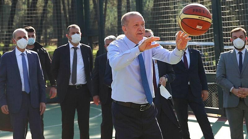 Erdoğan, basket ekibini anlattı: “Ama sayı krallığı bende, 44 sayı attım”