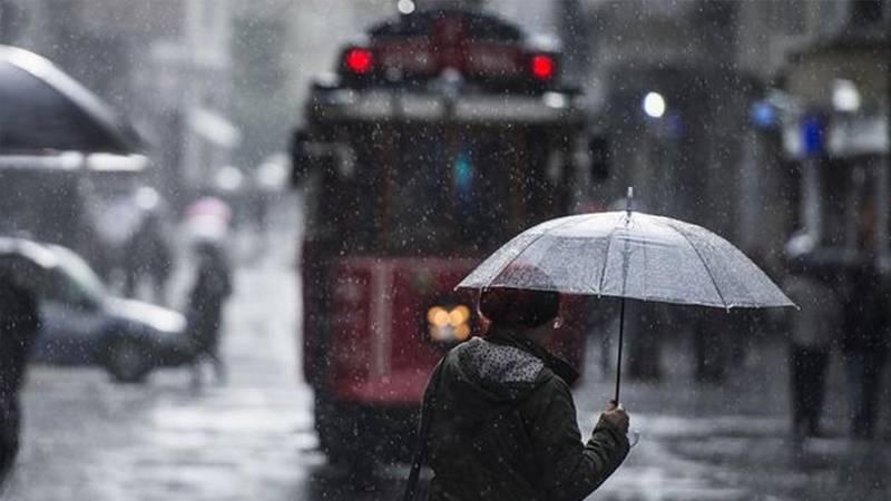 İstanbul Valisi Yerlikaya vatandaşlara ''olumsuz hava koşulları'' uyarısında bulundu.