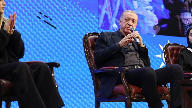 Erdoğan'dan kapanan konsolosluklar hakkında açıklama: Kabine toplantısında gerekli kararları alacağız 