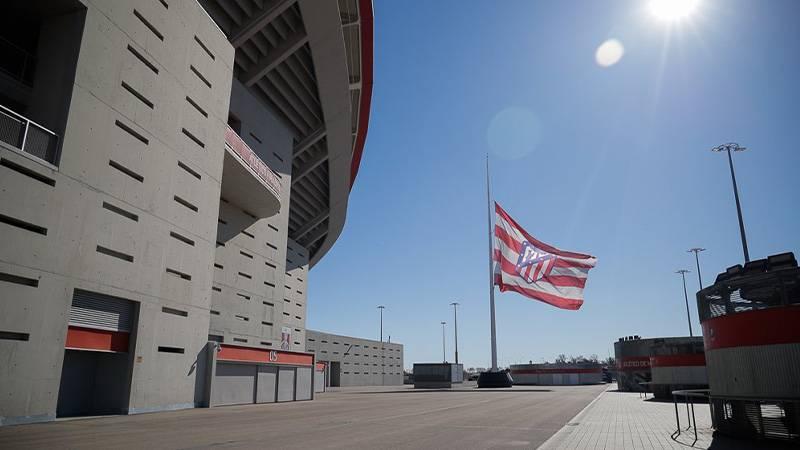 Türkiye'de deprem felaketi: Atletico Madrid'in stadındaki bayrak yarıya indirildi