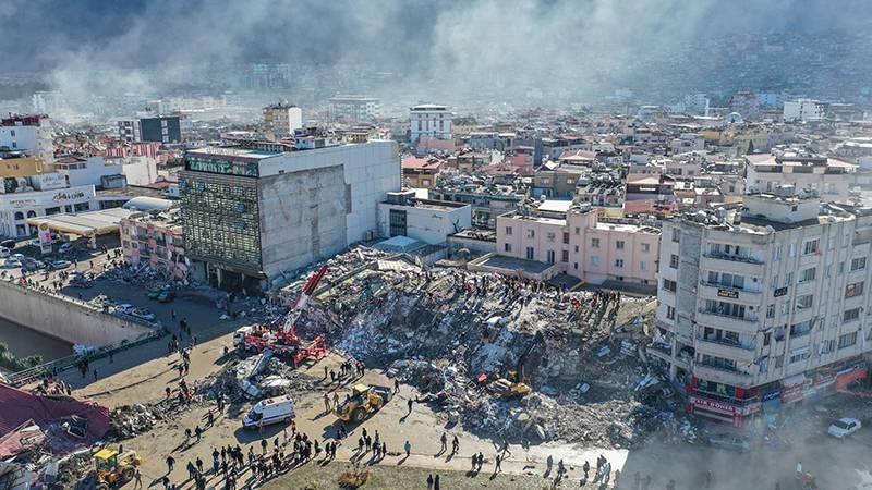 Dışişleri: 74 ülkeden 10 bine yakın yabancı personel, arama-kurtarma çalışmaları için deprem bölgelerinde