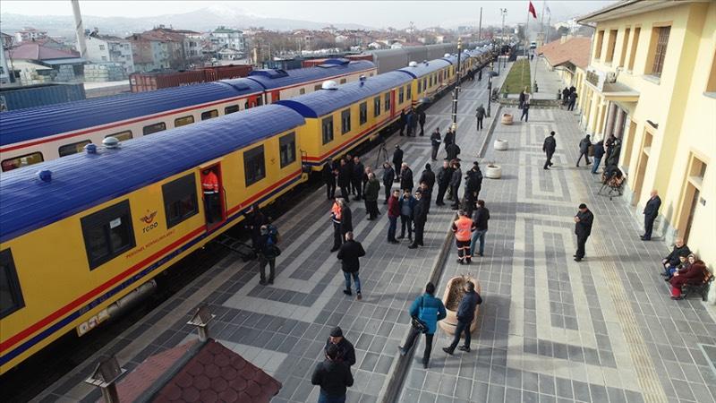 TCDD vagonları, depremzedelere açıldı