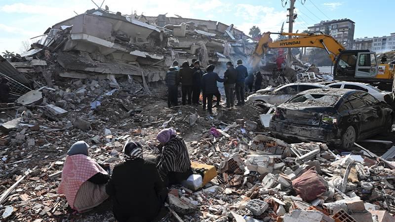 TBMM Başkanlık Divanı toplanamadığı için OHAL kararı görüşmeleri yarına ertelendi 