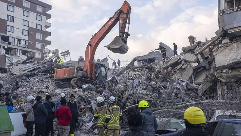 Kahramanmaraş'ta yıkılan binalarla ilgili soruşturma başlatıldı