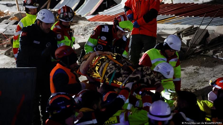 Hatay: Avusturya ve Alman ekipleri güvenlik nedeniyle çalışmalarına ara verdi