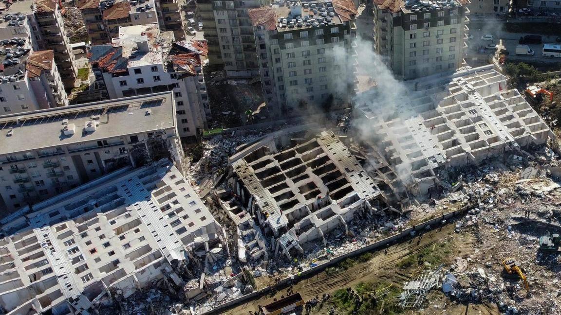 Depremin merkez üssüne uzak Hatay'da yıkım neden büyük?