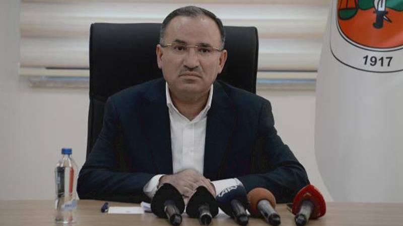 Bakan Bozdağ: Deprem bölgelerinde davalar 2 ay ertelendi