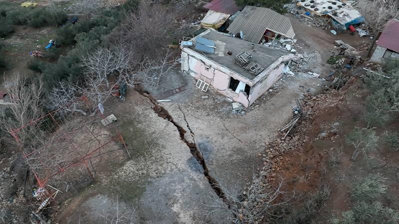 Nurdağı koordinatör valisi: İlçe merkezinin fay hattından uzak bir alana taşınması söz konusu