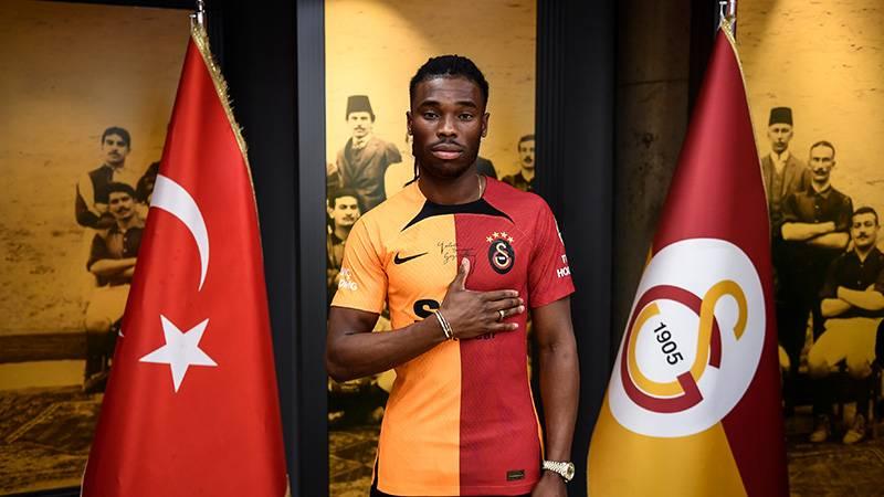 Galatasaray Adekugbe'yi açıkladı