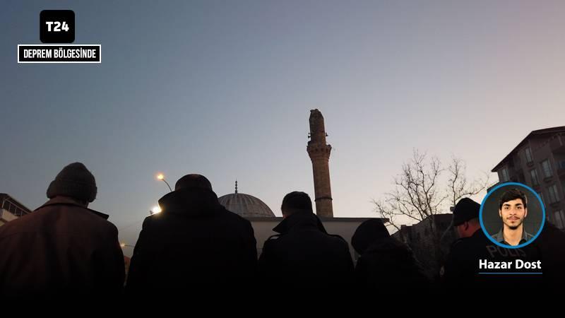 Sadece minareler devrildi: Erzin depremden neden etkilenmedi?