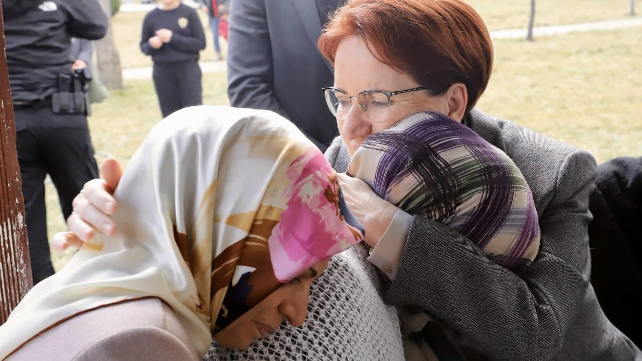 Akşener'den Diyarbakır'da depremzedelere ziyaret