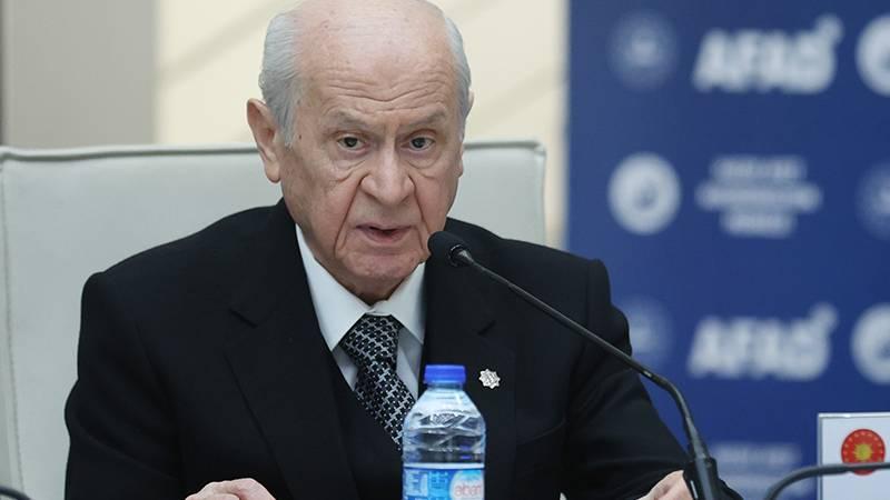 Bahçeli depremden 16 gün sonra memleketi Osmaniye’ye gitti