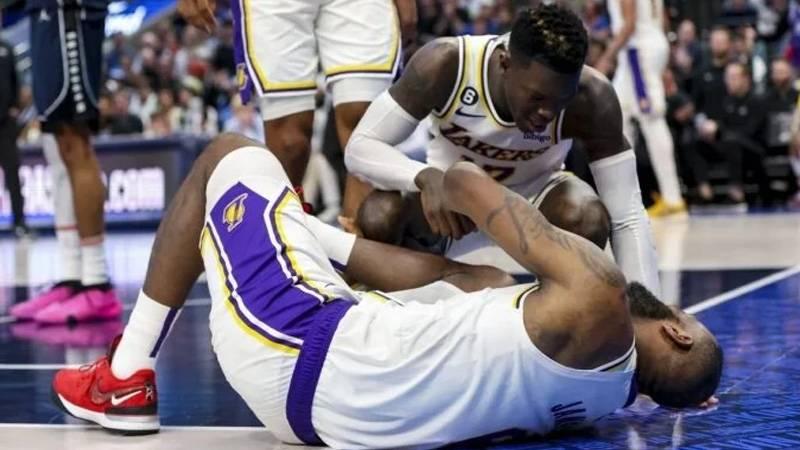 LeBron James'ten Los Angeles Lakers'a kötü haber