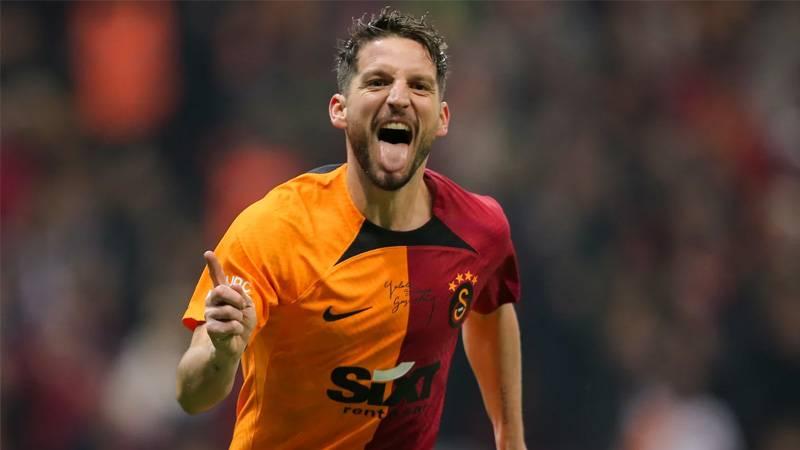 Mertens'in durumu belli oldu