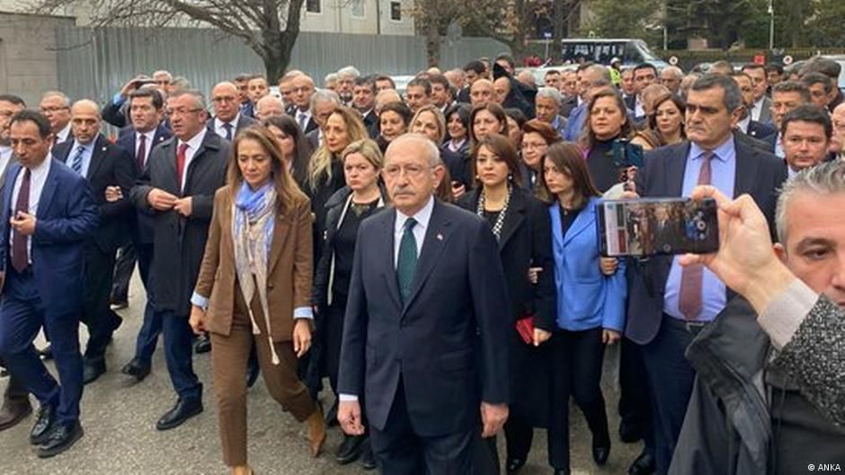 Akşener kaybettirir, sol ittifakla güç birliği kazandırır