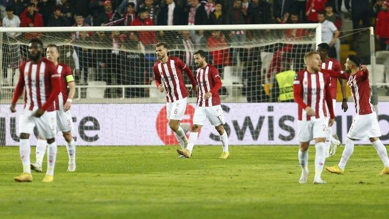 UEFA Avrupa Konferans Ligi | Sivasspor 1-4 Fiorentina (Maç sonucu)