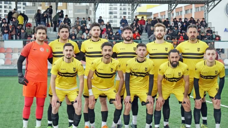 Kayseri'de tarihi maç; sekiz kişi rakiplerini 26-1 yenip rekor kırdılar!