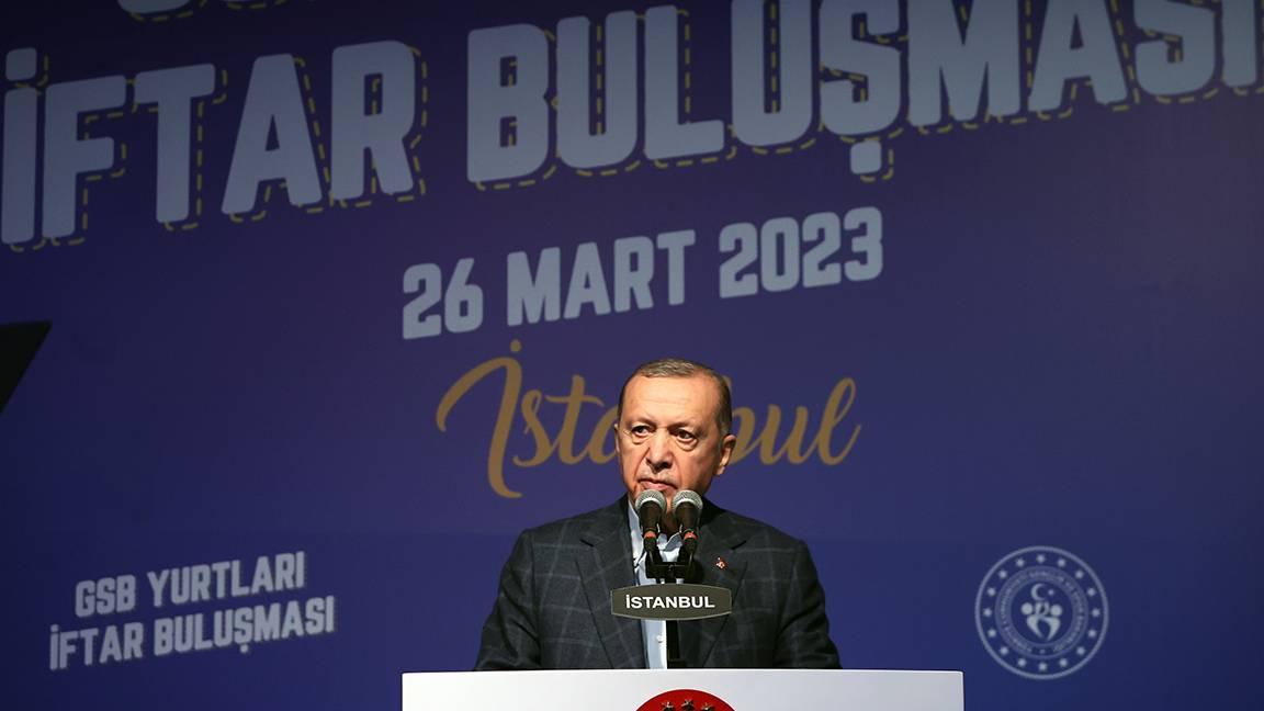 Erdoğan: Amacımız bir yıl içinde deprem bölgesini ayağa kaldırmaktır