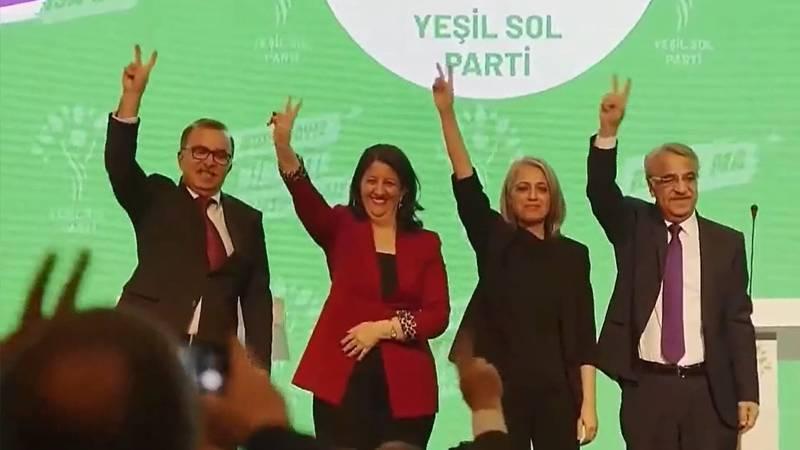 Yeşil Sol Parti, seçim beyannamesini açıkladı: Kürt sorununun çözümü silah ve çatışmayla değil, diyalog ve müzakerededir