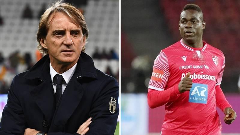 Roberto Mancini, Mario Balotelli'ye milli takım kapılarını kapattı