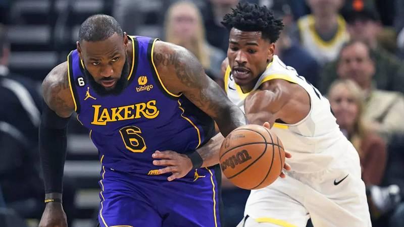 LA Lakers, LeBron James'in son saniye basketiyle güldü