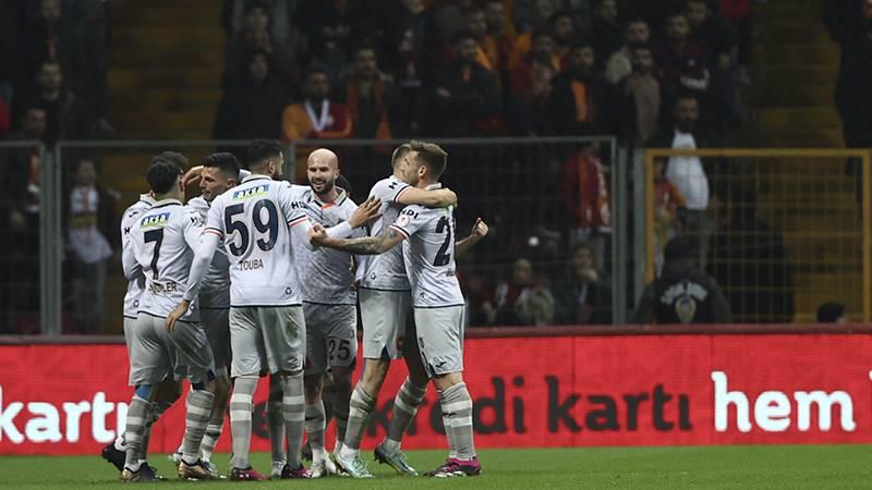 Galatasaray 2-3 Başakşehir (Maç sonucu) 